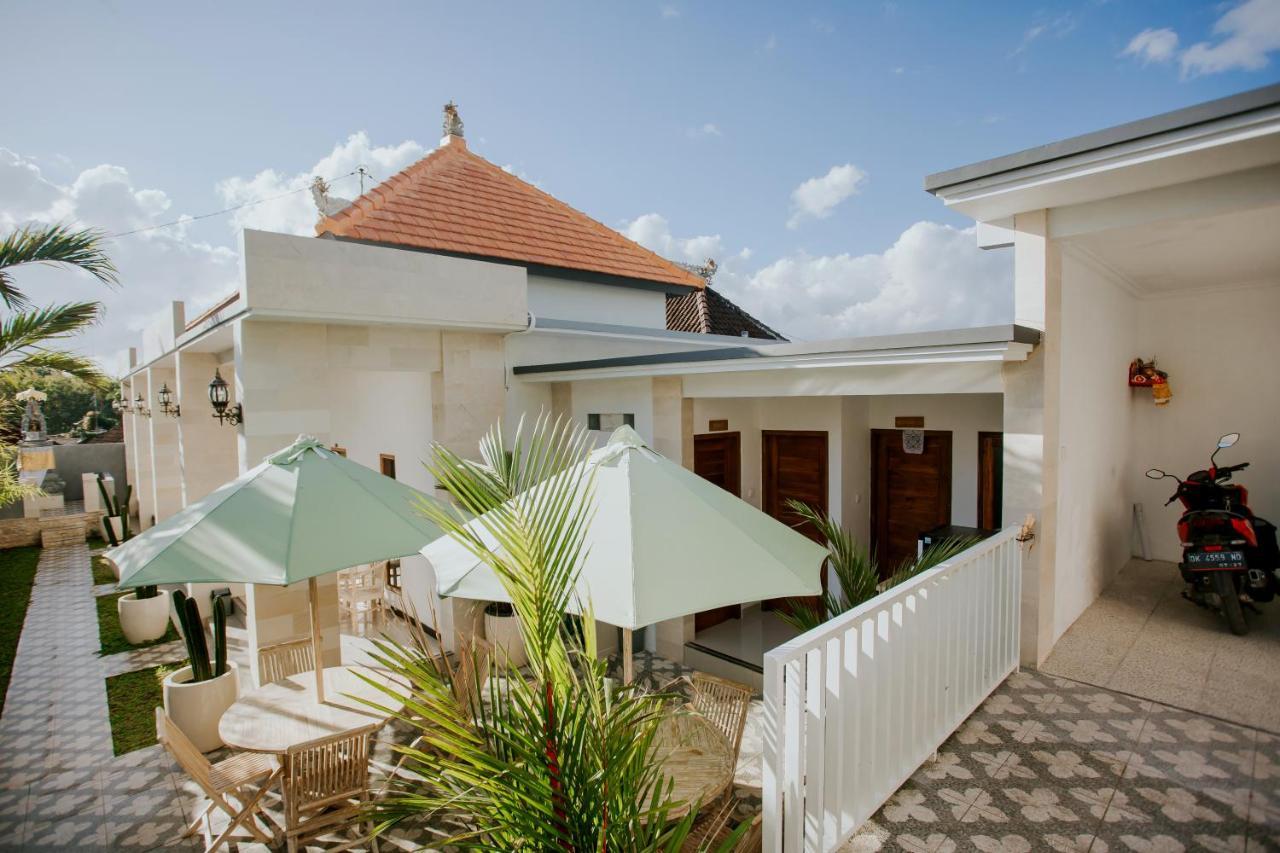Seven Angels Villa And Hostel Toyapakeh ภายนอก รูปภาพ