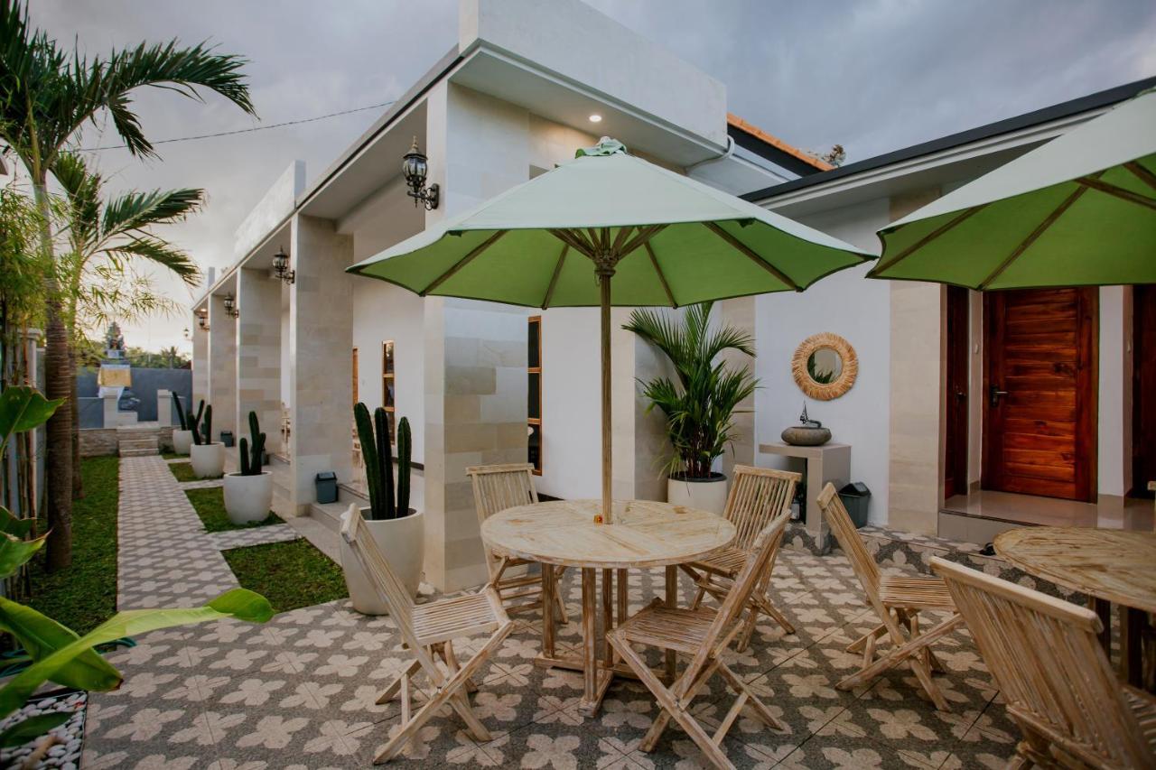 Seven Angels Villa And Hostel Toyapakeh ภายนอก รูปภาพ